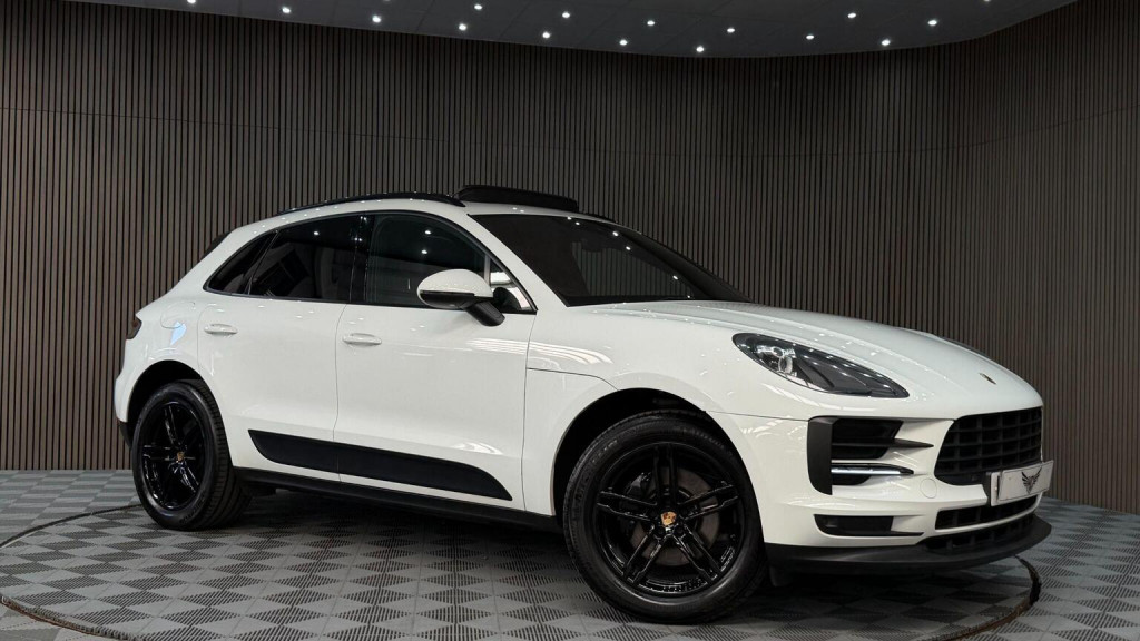 2018 Porsche MACAN