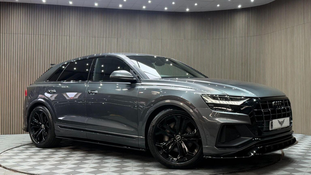 2023 Audi Q8